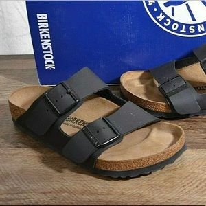 *NWT* Birkenstock Arizona Sandals - Black EUR 39